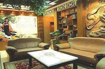 Ji'Nan Peach Blossom Source Hotel Жинан Екстериор снимка