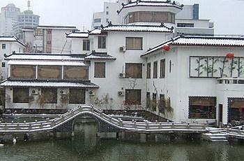 Ji'Nan Peach Blossom Source Hotel Жинан Екстериор снимка
